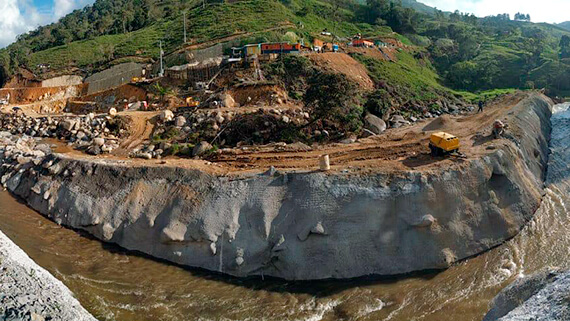 02-18-GaleriaColviva3-v1